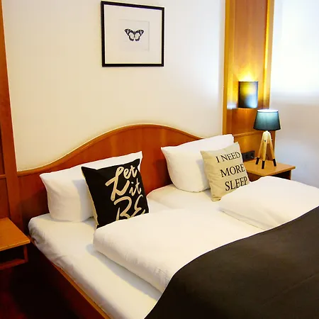 Parkhotel 3* Μπεργκχάιμ