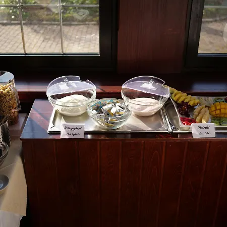 Ξενοδοχείο Parkhotel 3*